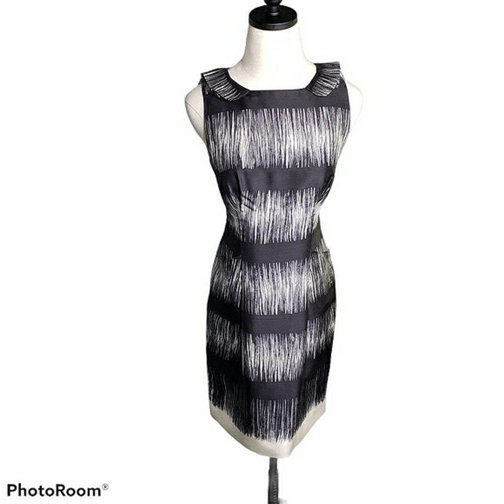 Banana Republic Silk Dress Ruffle Neckline Keyhole Back Neutral Cocktail Party 2